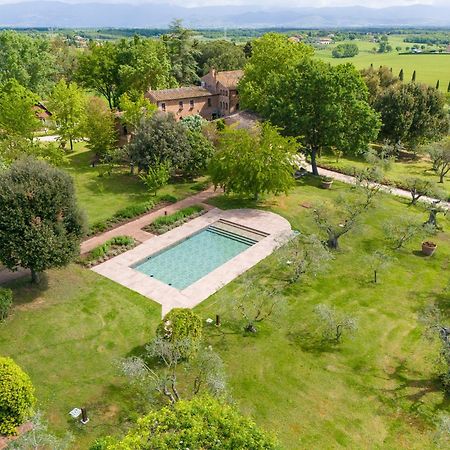 Equo Suites Petrignano Del Lago المظهر الخارجي الصورة