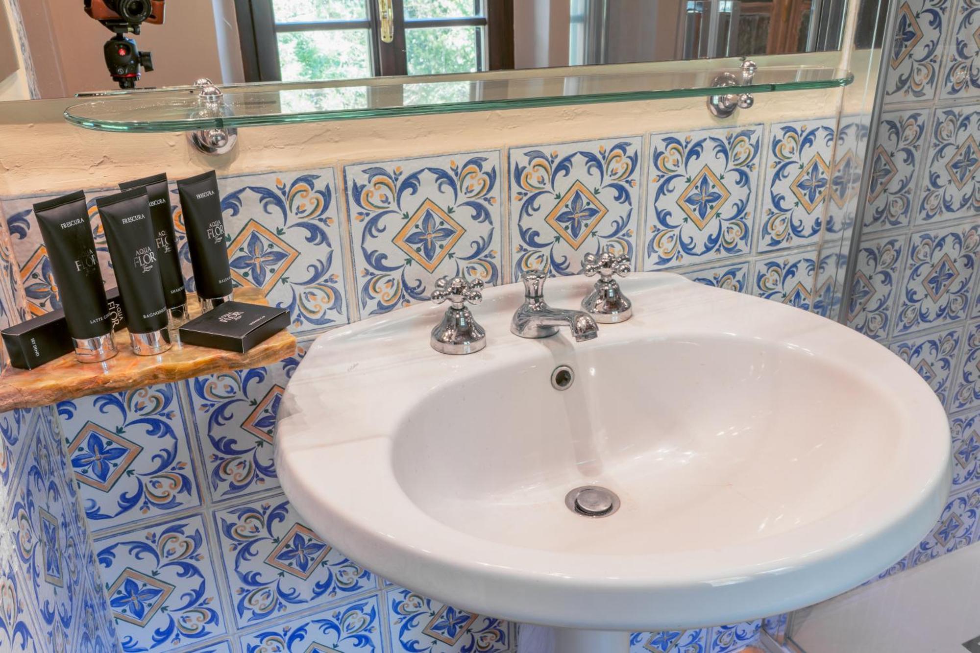 Equo Suites Petrignano Del Lago المظهر الخارجي الصورة